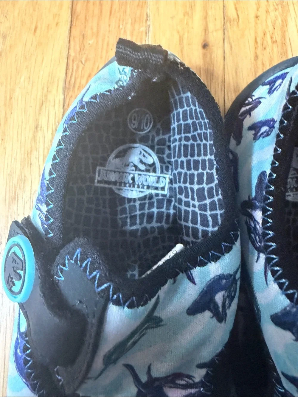 Jurassic World 9/10 Toddler Swim Shoes